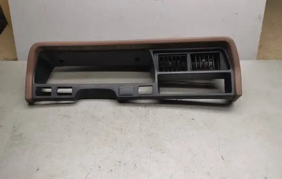 Mitsubishi Cordia Dashboard trim MB187757