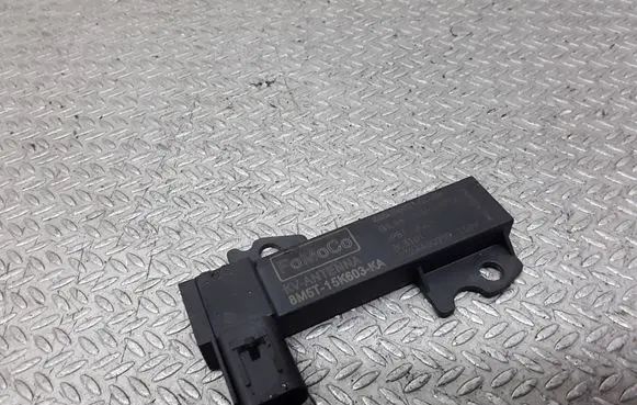 Antenna control unit