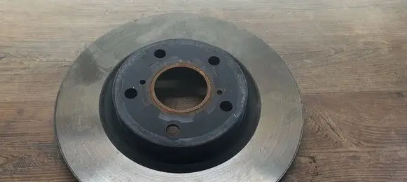 Toyota Auris E180 Front brake disc