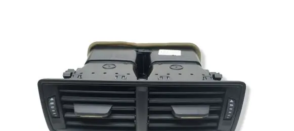 Audi Q7 4M Rear air vent grill 4M0819203B