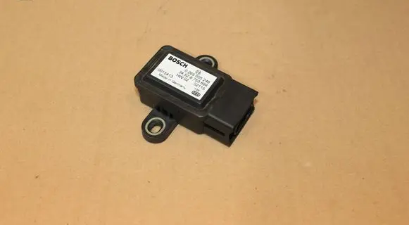 BMW X5 E53 ESP acceleration yaw rate sensor 6753694