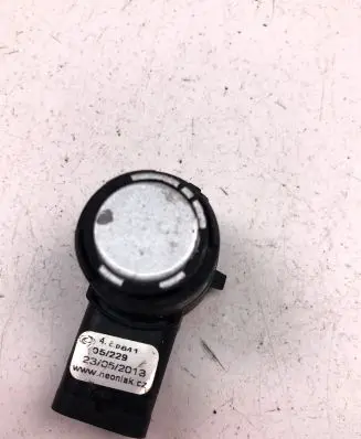 Audi A3 S3 8V Parking PDC sensor 5Q0919275