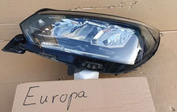 Peugeot 208 Headlight/headlamp 73312209 9833036380