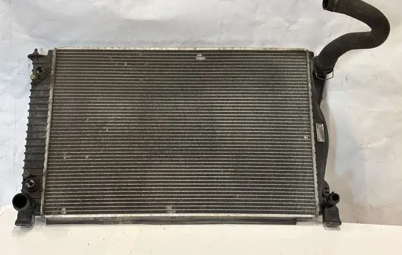 Audi A6 S6 C6 4F Coolant radiator 4F0121251P