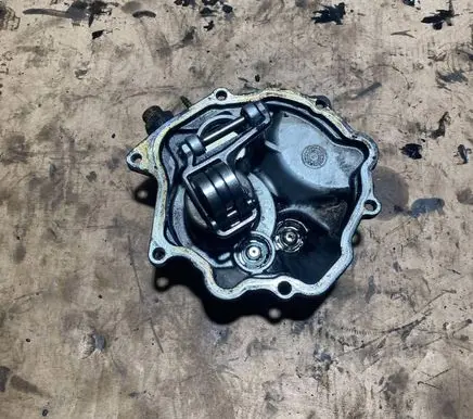 Mercedes-Benz E W124 Vacuum pump 0002303065 72060716