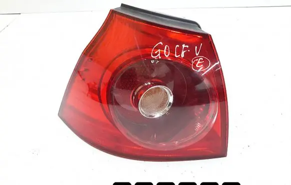 Volkswagen Golf V Rear/tail lights
