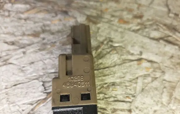 Clutch pedal sensor