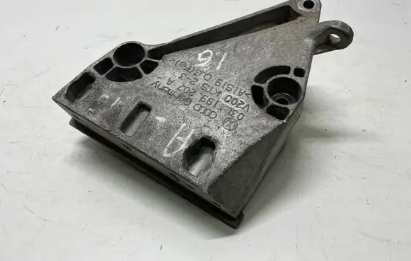 Audi A1 Engine mounting bracket 03L199207A