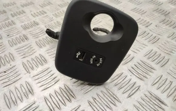 Mini One - Cooper F56 F55 USB socket connector 9270579
