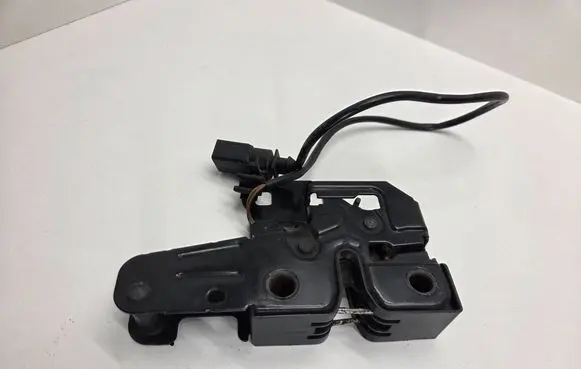 Audi A6 S6 C6 4F Engine bonnet/hood lock/catch