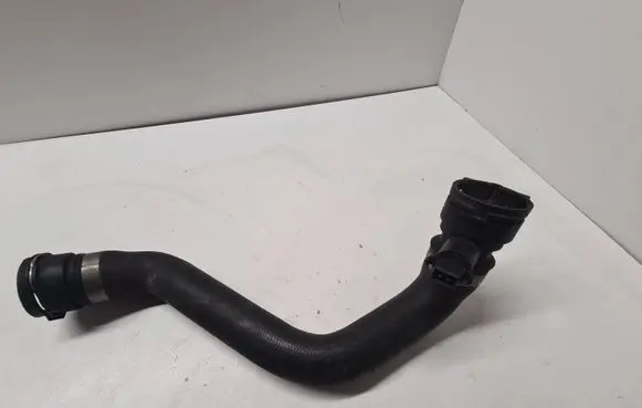 BMW 5 E39 Engine coolant pipe/hose 1705224