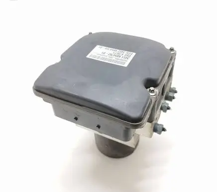 BMW X5 E70 ABS Pump 6854704 6854702 6780126