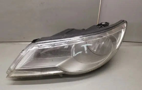 Volkswagen Tiguan Headlight/headlamp 5N1941031AC