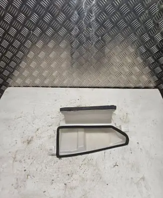 Toyota Prius (XW50) Cabin air duct channel