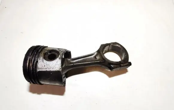 Land Rover Freelander Piston with connecting rod