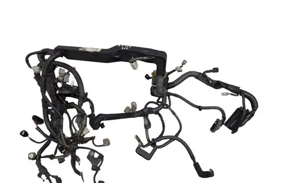 Toyota Avensis T270 Engine installation wiring loom 8212105C00 8281705480 8281505230