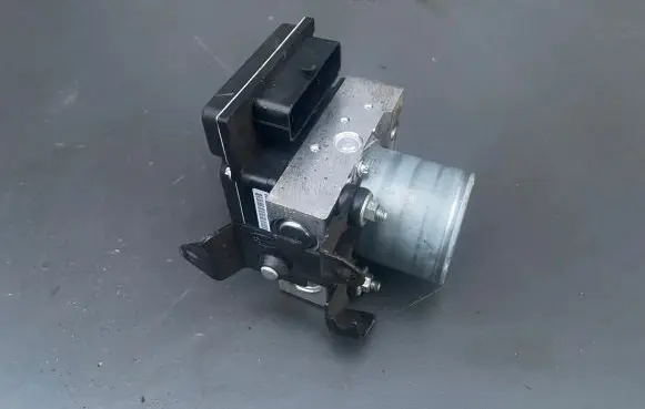 Land Rover Range Rover Sport L320 ABS Pump CH322C405AD 0265236450 12021564384