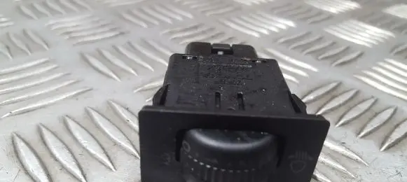Toyota Corolla E120 E130 Headlight level height control switch