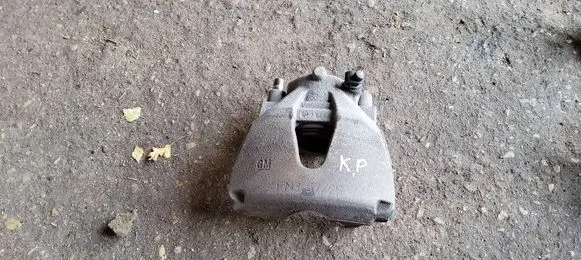 Opel Zafira B Front brake caliper
