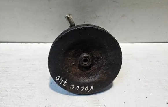 Volvo 740 Power steering pump 7844983