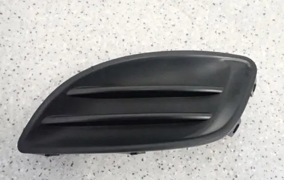 Suzuki Alto Front fog light trim/grill 