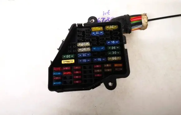 Audi A4 S4 B5 8D Fuse box set 8d1941824