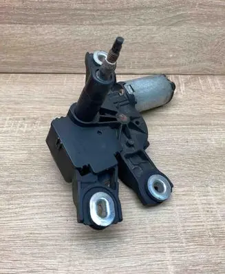 Volkswagen PASSAT B6 Rear window wiper motor 3C9955711A 53844887