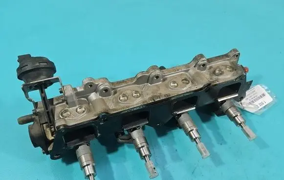Volkswagen Golf V Fuel injector 03C906036A IMPRK1552728