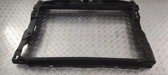 Volkswagen PASSAT B8 Radiator support slam panel 3G0805588