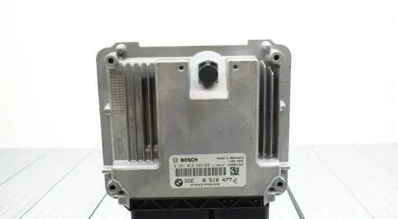 BMW 5 F10 F11 Engine control unit/module 8518477