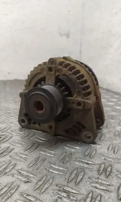 Suzuki Grand Vitara I Generator/alternator 3140067J0 1042104660