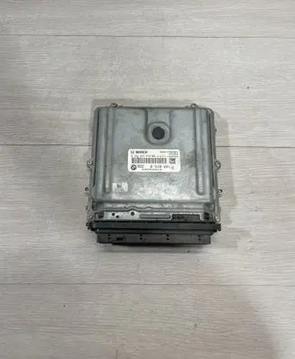 BMW 3 E90 E91 Engine control unit/module 8510221 0281016838 030056218