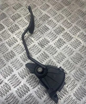 Mitsubishi Space Star Accelerator throttle pedal 30865642 6PV00830100 M865642