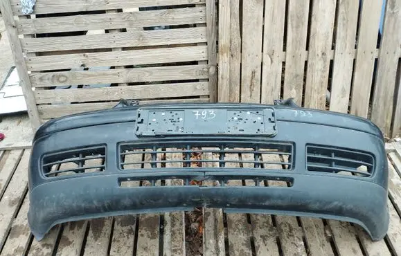 Volkswagen Golf IV Front bumper 1J0807221A