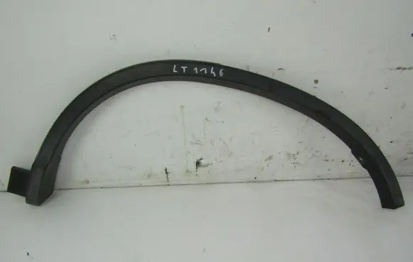 Honda CR-V Front arch trim 