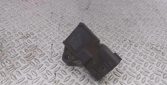 Nissan Micra Air pressure sensor 5WK96823