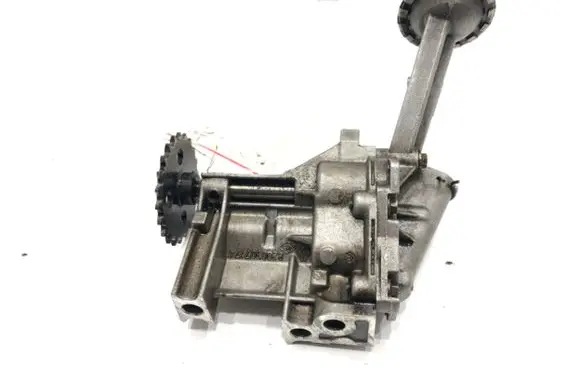 Renault Megane III Oil pump 8200307174