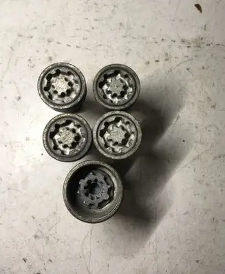 Skoda Superb B6 (3T) Anti-theft wheel nuts and lock 