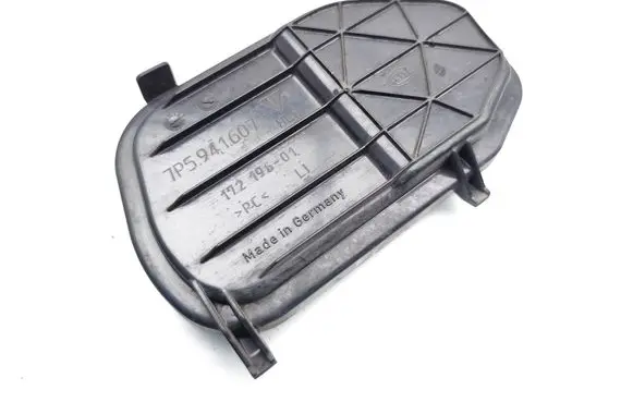 Porsche Cayenne (92A) Headlight/headlamp dust cover 7P5941607 17219601