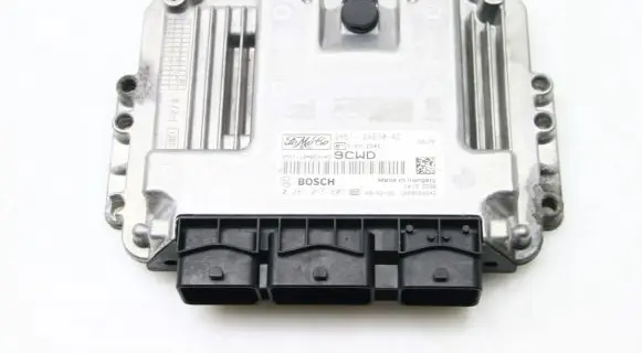 Ford Focus Engine control unit/module 9M5112A650AD