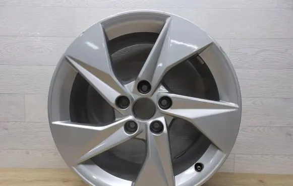 Audi A3 8Y R17 alloy rim 8Y0601025A