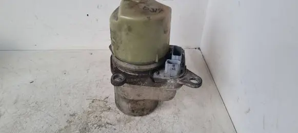 Volvo V50 Power steering pump 4N513K514DS 30748170
