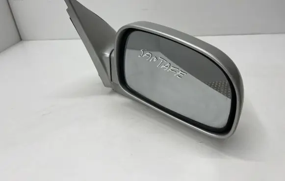Hyundai Santa Fe Front door electric wing mirror 012147