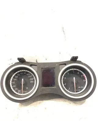 Alfa Romeo 159 Speedometer (instrument cluster) 0156072815 140206 A2C53172597
