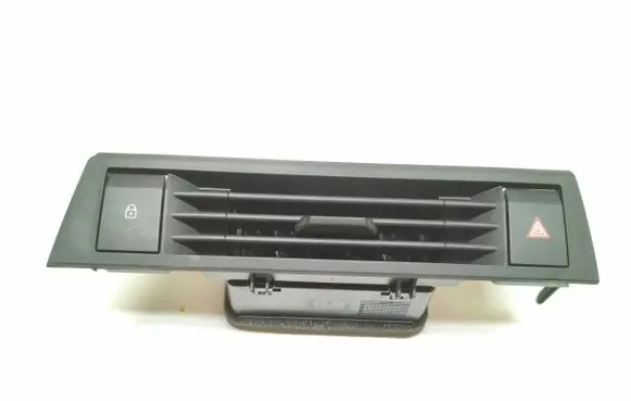 Opel Astra L Dash center air vent grill 9840073980