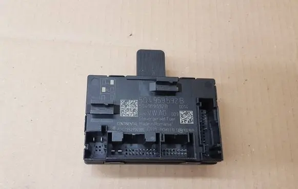Volkswagen Golf VII Door control unit/module 5Q4959592B A2C7392900300