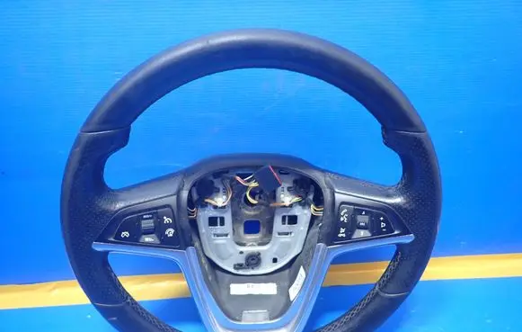 Opel Astra J Steering wheel 13351028 0060005014