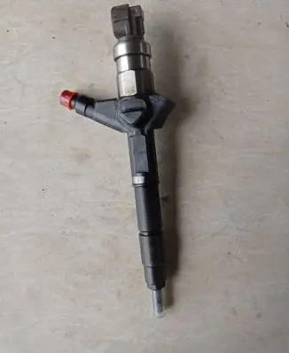 Nissan Primera Fuel injector 16600AU600
