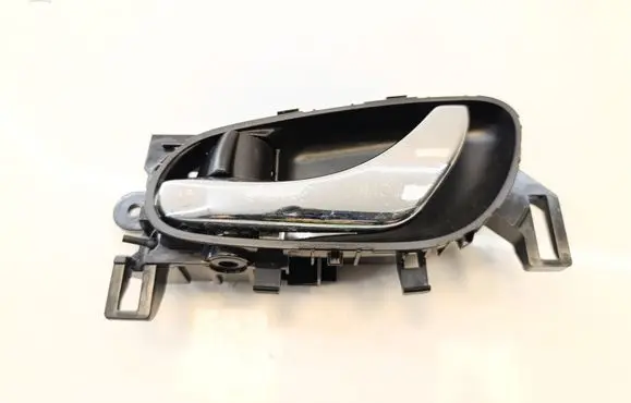 Nissan X-Trail T32 Front door interior handle