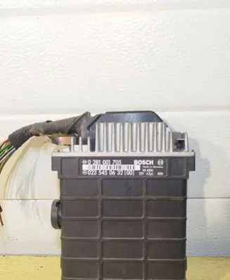 Mercedes-Benz Vito Viano W638 Engine control unit/module 0235450632 0281001705